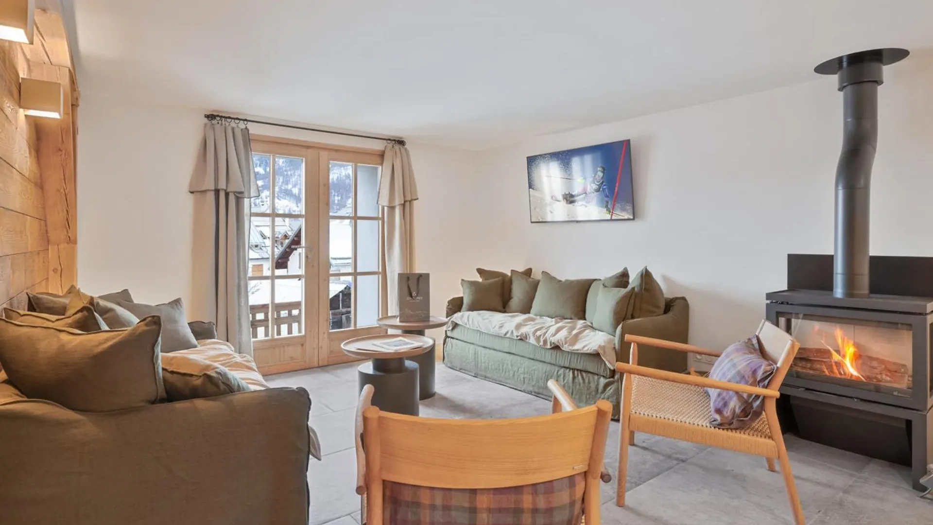 Апартаменты Maison Renovee Familiale Au Village - Fr-1-808-19 Ле-Монетье-ле-Бен