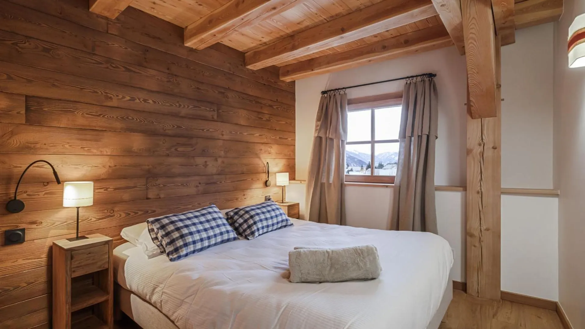 Maison Renovee Familiale Au Village - Fr-1-808-19 Ле-Монетье-ле-Бен Апартаменты